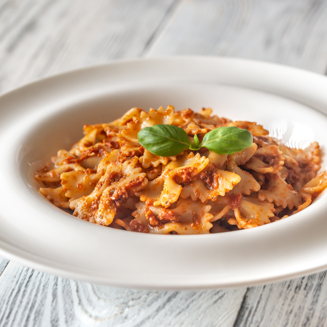 Lesley Elizabeth Sundried Tomato Seasoned Cooking Oil, Dorica (250mL)