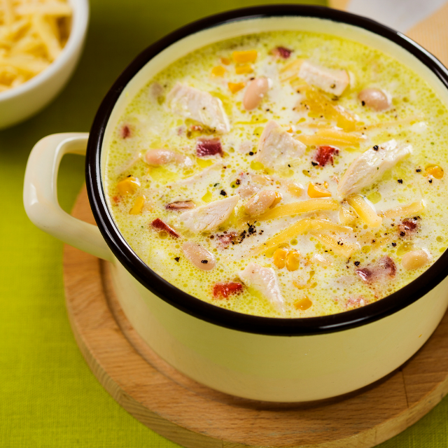 Lesley Elizabeth Ultimate Garlic Seasoned Cooking Oil, Dorica (250mL)